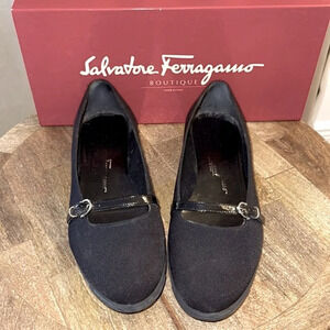 Salvatore Ferragamo Sz 7 Black Mary Jane